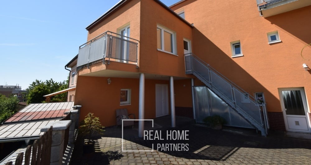 Prodej RD - 2x byty s terasou 70 m2, garáží, Brno - Řečkovice