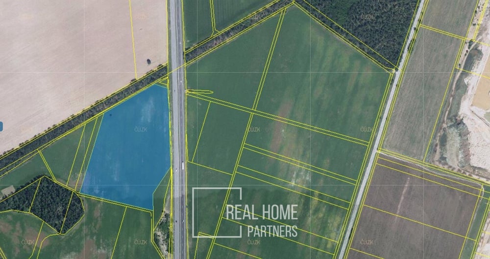 Prodej pole 14 583 m² - Pohořelice