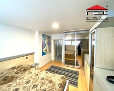 3D31FCAF-7C89-4A6A-9A62-75184477700F