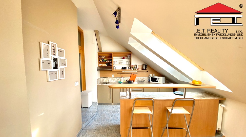 91A9BD68-DD28-4504-A703-EC88FDEE5018