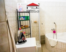 97CEA598-E16A-4C02-8FF1-350BC11C6BA4