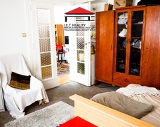 E6D66A66-50F1-4937-8988-1AB62C836D69