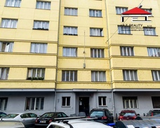 54F22214-6089-4957-AFB7-175AB98B7EBF