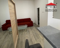 00B43290-EB46-4DF6-B663-CABDB3355A73