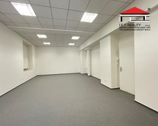 98534D68-323A-4EEA-A5B8-7CB8D26D2FAD