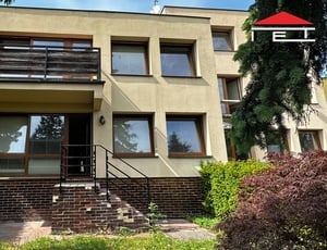 Prodej řadového rodinného domu na Praze 6 - Hanspaulka