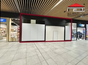 Pronájem obchodního prostoru v nákupním centru Futurum (146 m²)