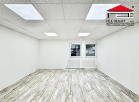 Pronájem zrekonstruované kanceláře (cca 25 m²) - Brno - Židenice