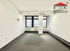Pronájem kancelářských prostor Brno Svatopetrská (28 m²)
