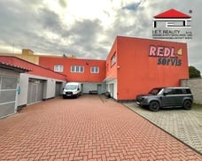 zadní strana budovy