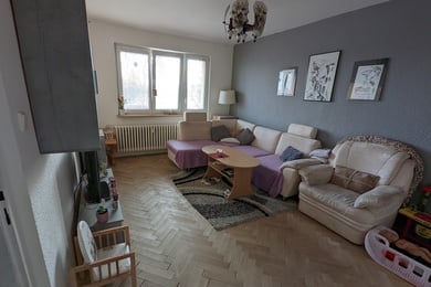 Prodej bytové jednotky o dispozici 2+1 v Krnově na ulici Seifertova, Ev.č.: 00165