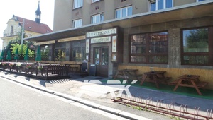 Prodej zavedené restaurace v centru města Pardubice