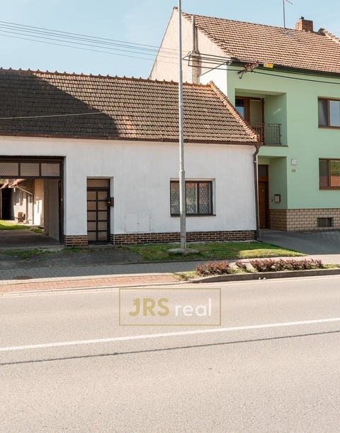 Prodej rodinného domu, 220 m² - Louka