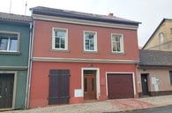 Prodej rodinného domu 220 m², pozemek 140 m²