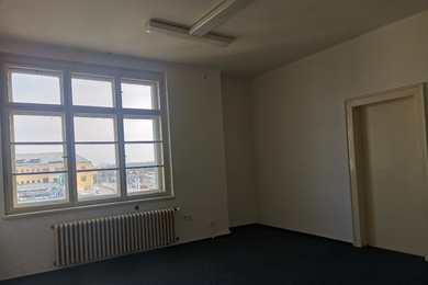 Pronájem, Kanceláře,  27m² - Pardubice - Semtín, Ev.č.: 00099