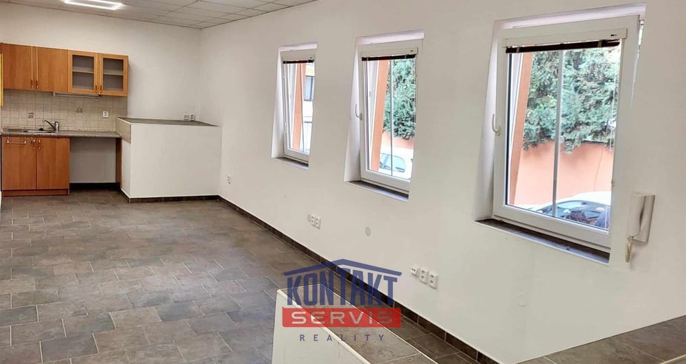 Pronájem nebytového prostoru na Pražské tř. , České Budějovice