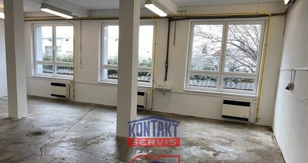 Pronájem skladovacích a výrobních prostor, ulice Hlinská České Budějovice