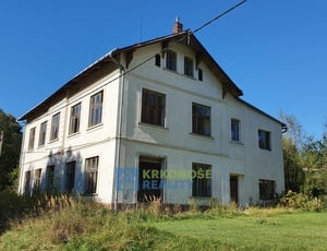Objekt bývalé školy - Trutnov Libeč.