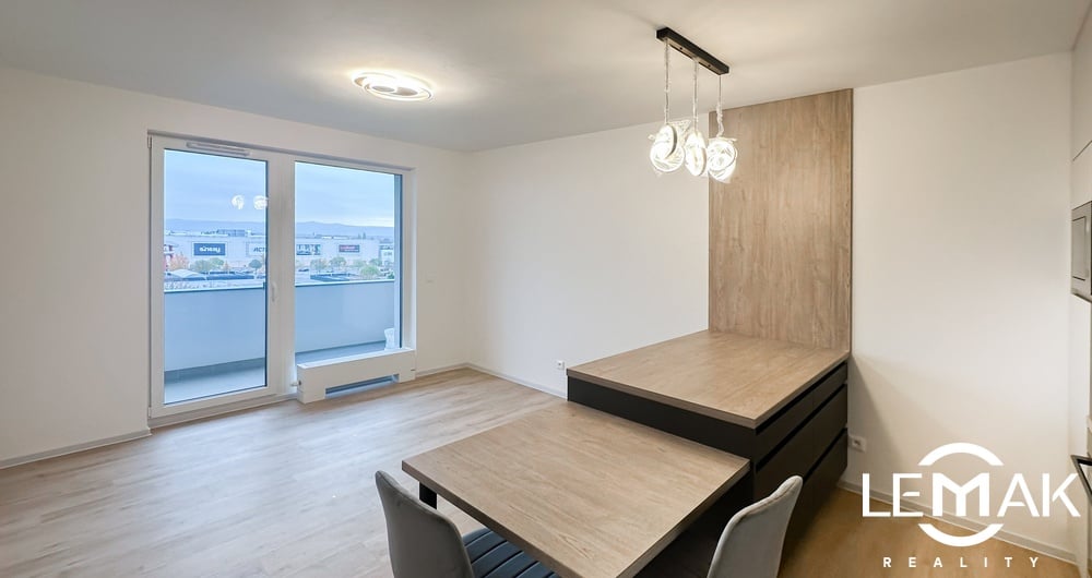 Pronájem bytu 1+kk 30 m², Olomouc - Řepčín