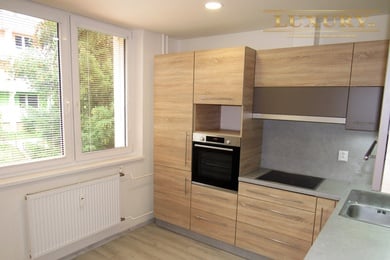 Prodej krásného bytu po kompletní rekonstrukci 2+1 s lodžií - 54 m2 Tišnov, Ev.č.: 00040