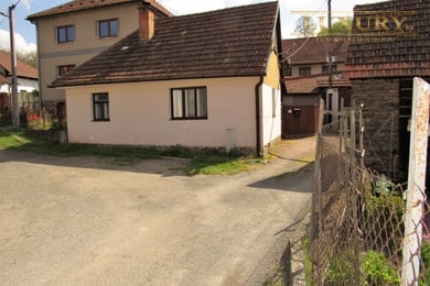 Prodej rodinného domu s hospodářským stavením - Synalov, 303 m2, Ev.č.: 00049