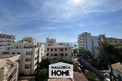 PRODEJ. Slunný střešní apartmán 4+1 s výhledem na moře. Cala Millor, Mallorca, Ev.č.: BS45672