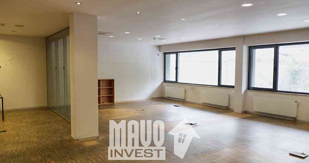 Pronájem, kanceláří, 234 m², v Praze na Smíchov