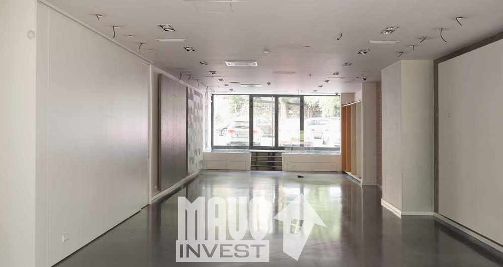 Pronájem, obchodní prostory, 135 m², v Praze na Smíchově