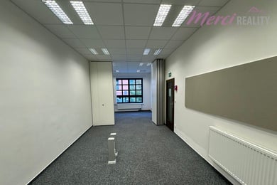 Pronájem, Kanceláře, 40 m² - Uherské Hradiště, Ev.č.: 00202