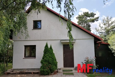 Prodej pěkné chaty 3+1 s pozemkem 399m² v obci Smržov u Smiřic, vzdálen 15km od Hradce Králové, Ev.č.: 00086