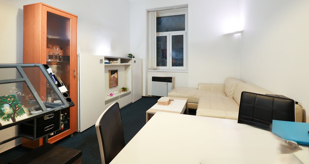 Prodej bytu 2+kk 39 m² Praha Palmovka byt u metra se šatnou