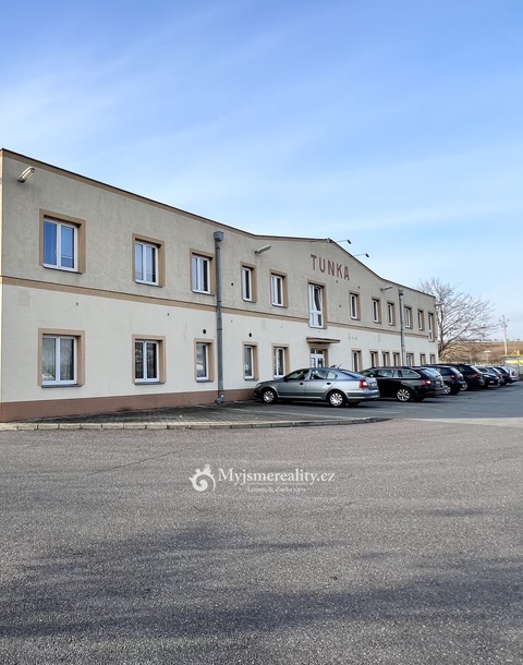 Pronájem, více kanceláří a školící místnosti, 332 m² - Znojmo, ul. Brněnská