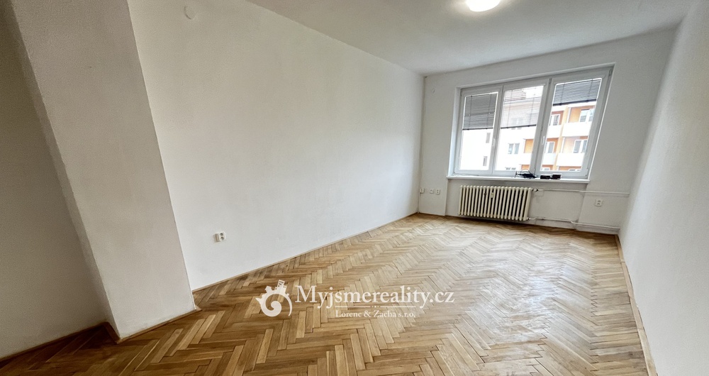 Pronájem cihlový byt 2+1, 53 m² - Znojmo, Pražská sídl.