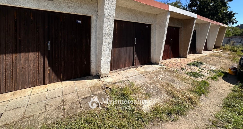 Prodej garáže 19 m², Znojmo, ulice Kuchařovická