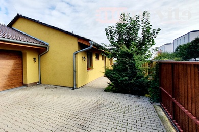 Prodej, Rodinné domy, 198 m² - Jesenice, Ev.č.: 02302