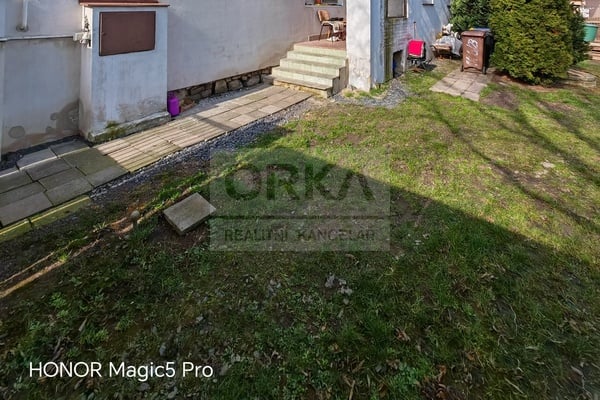 Prodej, Rodinný dům se 2 BJ (206m2), garáž, Olomouc, Nemilany