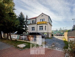Prodej, dům 185m² ke komerčnímu / rodinnému využití, 731m² - Praha - Štěrboholy