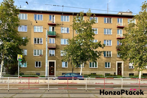 Prodej bytu 2+1 Koněvova Praha Žižkov realitní makléř • realitní kancelář • realitní služby nejen v