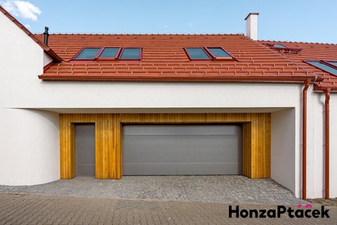 Prodej rodinného domu Újezd u Průhonic Honza Ptáček realitní makléř v Praze20