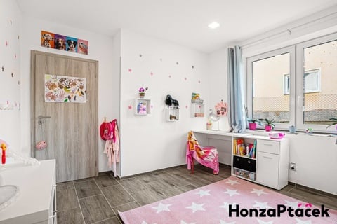 Prodej rodinného domu Zvánovice Honza Ptáček realitní makléř v Praze (10)