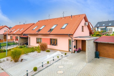 Pronájem rodinného domu 161 m² se zahradou 216 m²  + G + T, Plzeň - Lhota, Ev.č.: 00089