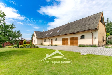 Prodej  Rodinného domu, 338 m² s dvěma byty a garáží a zahradou na pozemku 1066  m², Horní Bříza, Ev.č.: 00041