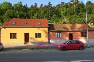 Prodej komplexu rodinných domů Tišnov, CP 1291 m2, Ev.č.: 00087