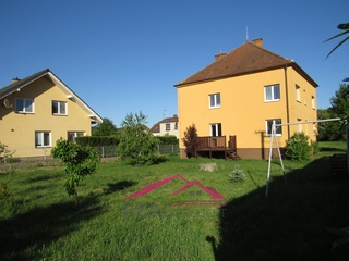 Prodej rodinného domu se zahradou, 700 m2, Dolní Loučky