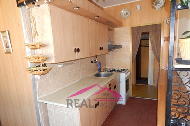 Prodej pěkného bytu 2+1 v OV s lodžií v blízkosti školy a školky, Tišnov, Ev.č.: 00141