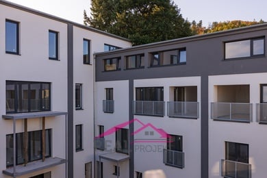 Prodej bytové jednotky 2+kk s balkonem a parkovacím stáním, Lomnice - byt č. 1, Ev.č.: 00191