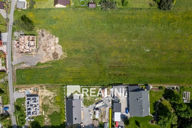 Prodej pozemku pro výstavbu rodinného domu o velikosti 2708 m2 Karviné - Louky, Ev.č.: 00626