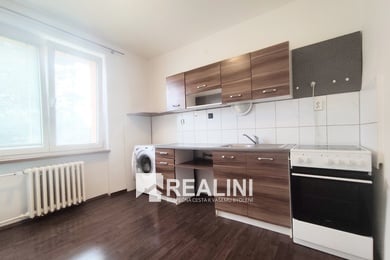 Pronájem bytu 1+1, 40 m² na ul. Jičínská - Ostrava - Výškovice, Ev.č.: 00663
