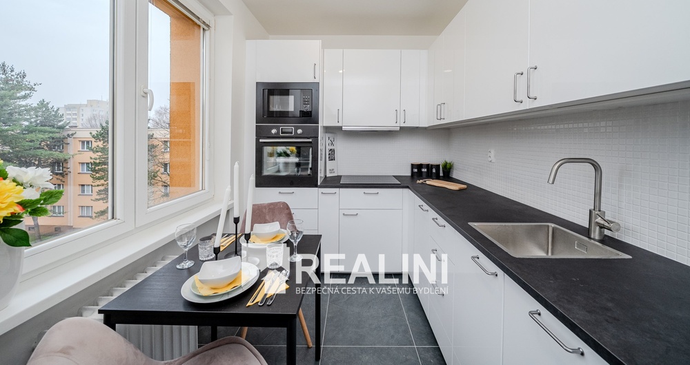 Prodej družstevního bytu 3+1 v Karviné na ulici Borovského