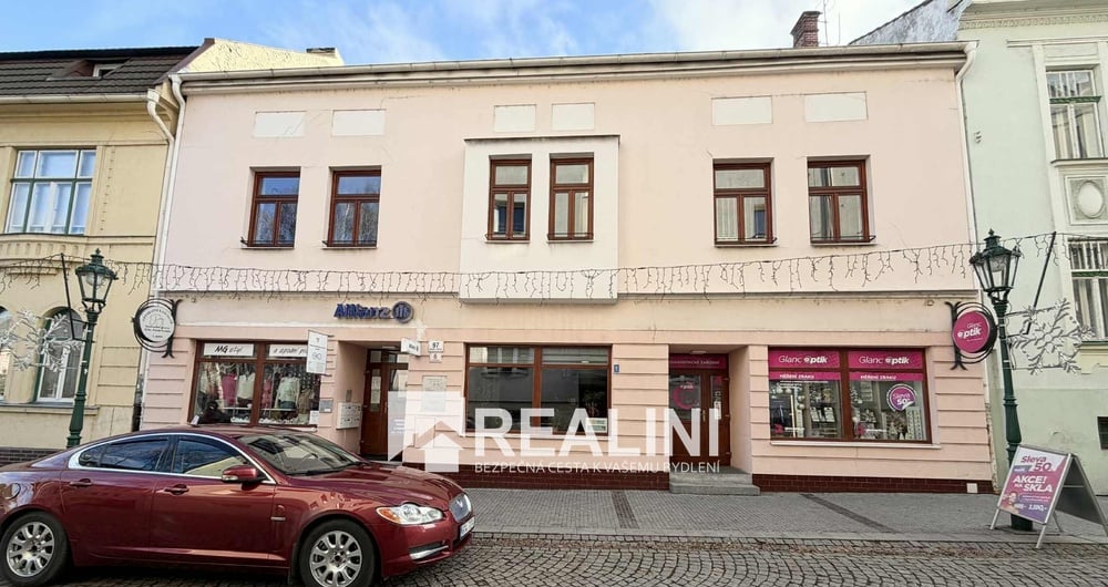 Pronájem kanceláře o výměře 18,15 m² v centru Karviná - Fryštát